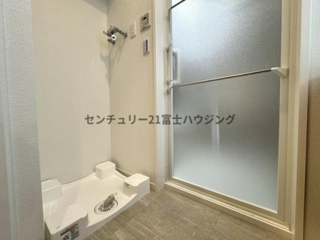 �_�ސ쌧����s�P�s7���ڂ̒��Ã}���V�����̐��ʑ�E���ʏ�