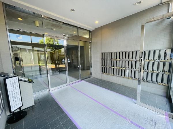 �_�ސ쌧���q�s���{�̒��Ã}���V�����̃G���g�����X