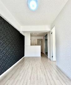 �_�ސ쌧���q�s�֒J�̒��Ã}���V�����̃��r���O