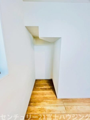 �_�ސ쌧����s�H��5���ڂ̐V�z��ˌ��Ẳ摜