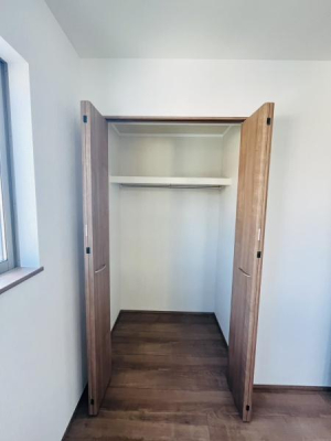 �_�ސ쌧������s�~��1���ڂ̐V�z��ˌ��Ă̎��[