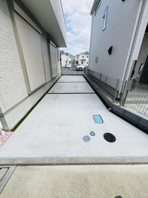 �_�ސ쌧������s�~��1���ڂ̐V�z��ˌ��Ă̒��ԏ�