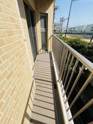 �_�ސ쌧������s������̒��Ã}���V�����̃o���R�j�[