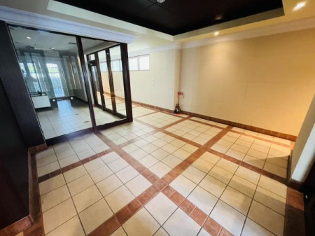 �_�ސ쌧������s������̒��Ã}���V�����̃��r�[