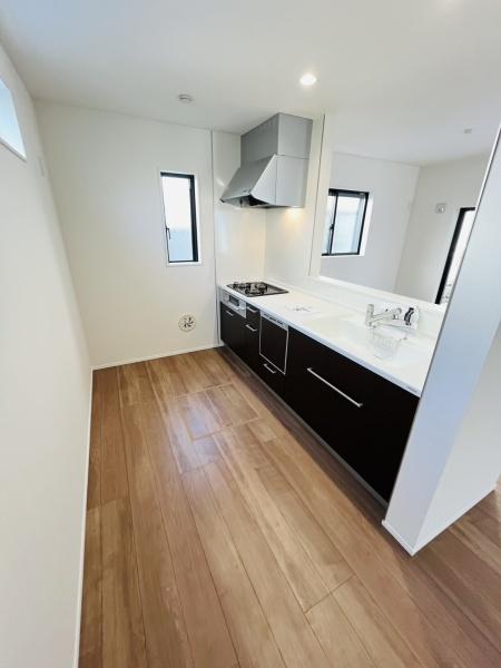 �_�ސ쌧������s�΂��l�̐V�z��ˌ��ẴL�b�`��