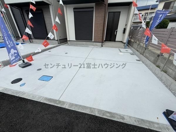 �_�ސ쌧������s���C�ݖk5���ڂ̐V�z��ˌ��Ă̒��ԏ�