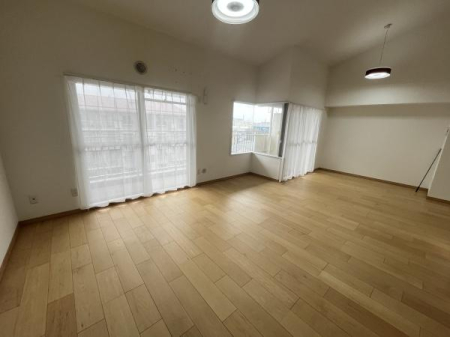 �_�ސ쌧������s�~��1���ڂ̒��Ã}���V�����̃��r���O