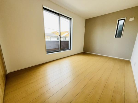 �_�ސ쌧������s�l�V���̐V�z��ˌ��Ă̗m��