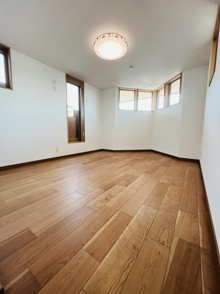 �_�ސ쌧������s�l�|3���ڂ̐V�z��ˌ��Ă̗m��