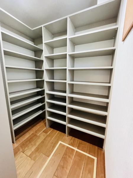 �_�ސ쌧������s�l�|3���ڂ̐V�z��ˌ��Ă̎��[