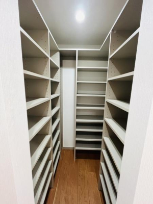 �_�ސ쌧������s�l�|3���ڂ̐V�z��ˌ��Ă̎��[