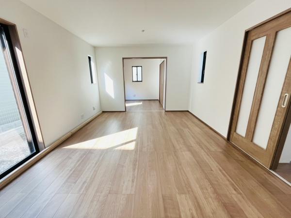 �_�ސ쌧������s����4���ڂ̐V�z��ˌ��Ẵ��r���O