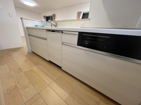 �_�ސ쌧������s����2���ڂ̒��È�ˌ��ẴL�b�`��