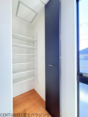 �_�ސ쌧����s����̐V�z��ˌ��Ă̎��[