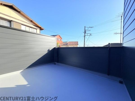 �_�ސ쌧����s����̐V�z��ˌ��Ẵo���R�j�[