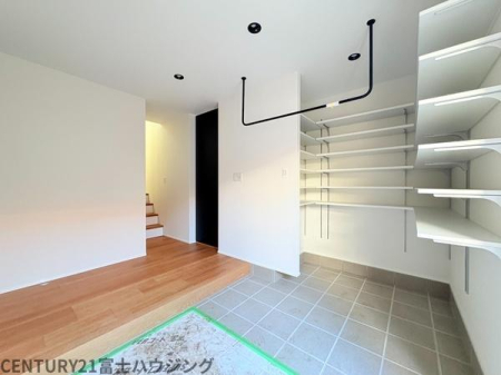 �_�ސ쌧����s����̐V�z��ˌ��Ă̌���