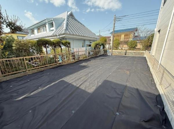 �_�ސ쌧����s�T���̓y�n�̑O�ʓ��H�܂ތ��n�ʐ^