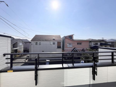 �_�ސ쌧����s�����C��6���ڂ̐V�z��ˌ��Ă̏Z�˂���̒��]�ʐ^