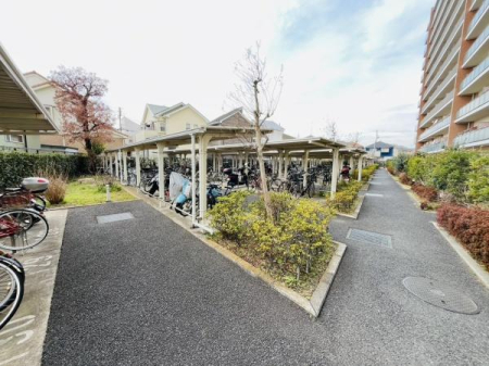 �_�ސ쌧������s�����̒��Ã}���V�����̂��̑����p��