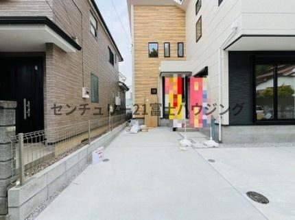 �_�ސ쌧����s�А�1���ڂ̐V�z��ˌ��Ă̒��ԏ�