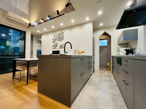 �_�ސ쌧����s���̒��È�ˌ��ẴL�b�`��