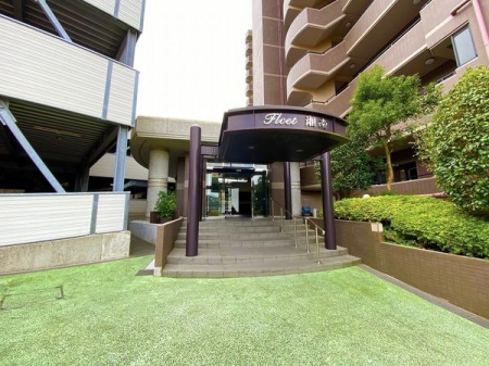 �_�ސ쌧����s�얼�̒��Ã}���V�����̃G���g�����X