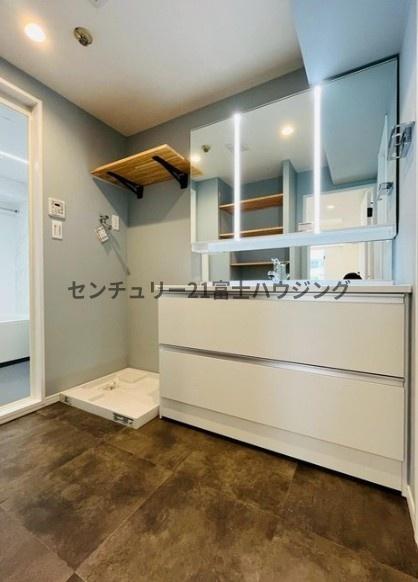 �_�ސ쌧���q�s���{�̒��Ã}���V�����̐��ʑ�E���ʏ�