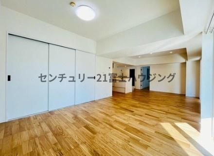 �_�ސ쌧���q�s���{�̒��Ã}���V�����̃��r���O