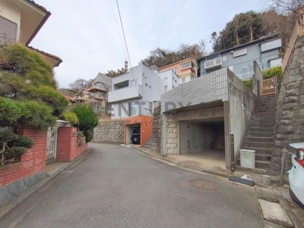 �_�ސ쌧����s�А�1���ڂ̓y�n�̑O�ʓ��H�܂ތ��n�ʐ^