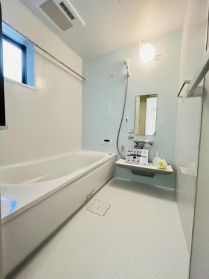 �_�ސ쌧������s���c1���ڂ̐V�z��ˌ��Ă̗���