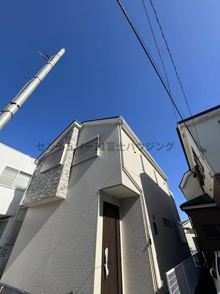 �_�ސ쌧������s�����u2���ڂ̐V�z��ˌ��Ă̌��n�O�ώʐ^