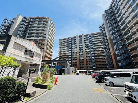 �_�ސ쌧����s����̒��Ã}���V�����̌��n�O�ώʐ^