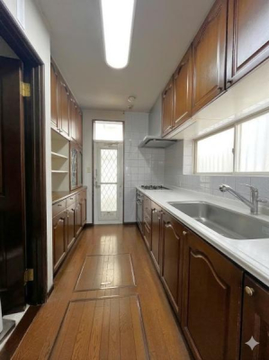 �_�ސ쌧���l�s���Ή�7���ڂ̒��È�ˌ��ẴL�b�`��