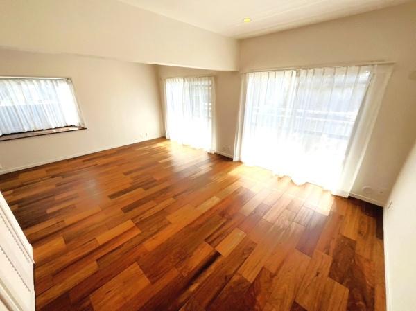 �_�ސ쌧������s���Q2���ڂ̒��Ã}���V�����̃��r���O