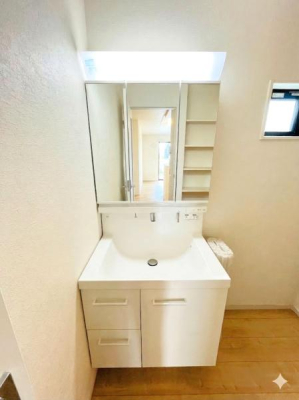 �_�ސ쌧�����S���쒬��V�{3���ڂ̒��È�ˌ��Ă̐��ʑ�E���ʏ�