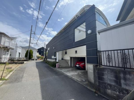 �_�ސ쌧����s�H��2���ڂ̓y�n�̑O�ʓ��H�܂ތ��n�ʐ^