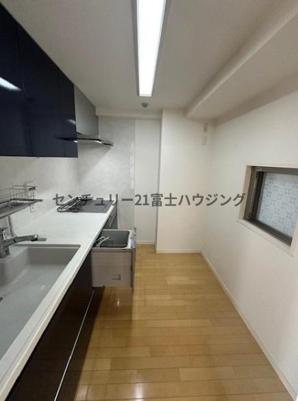 �_�ސ쌧����s�����C��2���ڂ̒��Ã}���V�����̃L�b�`��