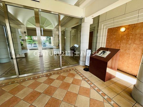 �_�ސ쌧����s���3���ڂ̒��Ã}���V�����̃G���g�����X