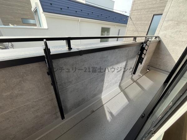 �_�ސ쌧������s�����u1���ڂ̐V�z��ˌ��Ẵo���R�j�[