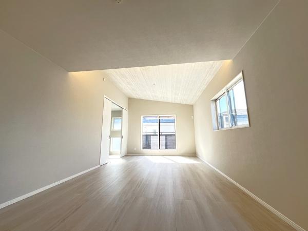 �_�ސ쌧������s�����u1���ڂ̐V�z��ˌ��Ẵ��r���O