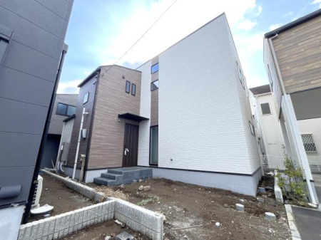 �_�ސ쌧������s�����u1���ڂ̐V�z��ˌ��Ă̌��n�O�ώʐ^