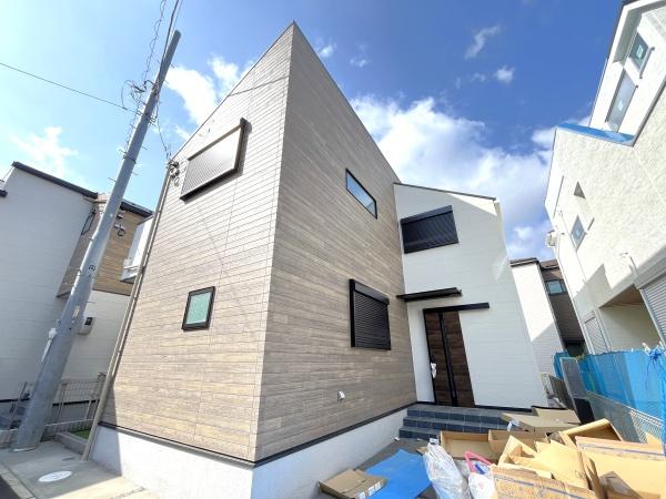 �_�ސ쌧������s�����u1���ڂ̐V�z��ˌ��Ă̌��n�O�ώʐ^