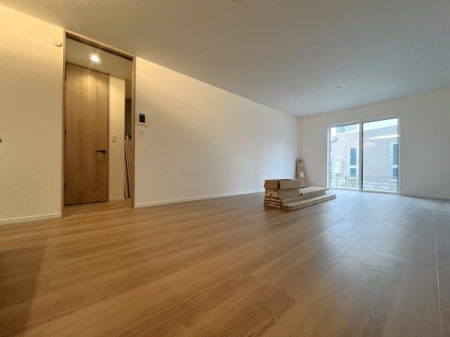 �_�ސ쌧������s�����u1���ڂ̐V�z��ˌ��Ẵ��r���O