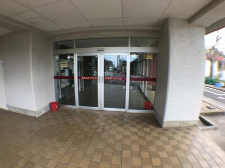 �_�ސ쌧����s��� 5056-4�̒��Ã}���V�����̃G���g�����X