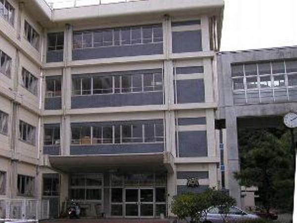 �_�ސ쌧���q�s�䐬���̒��Ã}���V�����̎��ӊ�