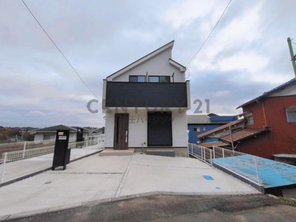 �_�ސ쌧����s����1���ڂ̐V�z��ˌ��Ă̌��n�O�ώʐ^