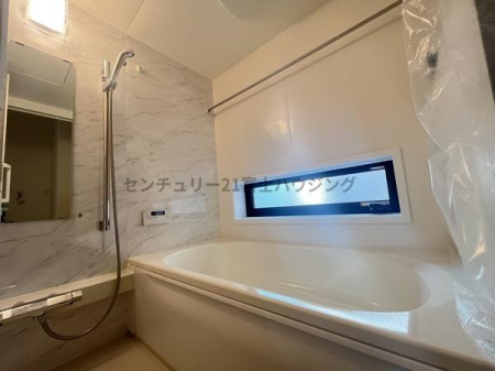 �_�ސ쌧������s����1���ڂ̐V�z��ˌ��Ă̗���