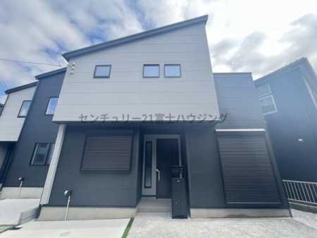 �_�ސ쌧������s����1���ڂ̐V�z��ˌ��Ă̌��n�O�ώʐ^