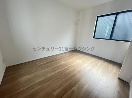 �_�ސ쌧������s����1���ڂ̐V�z��ˌ��Ă̗m��