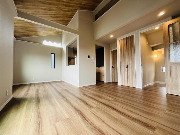 �_�ސ쌧������s������2���ڂ̐V�z��ˌ��Ẵ��r���O